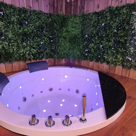 Balnéo Nuits Tranquilles * Ruan